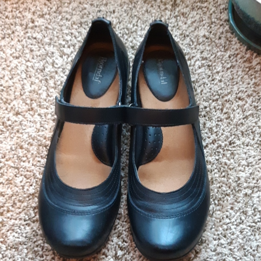 Black formal velcro shoes